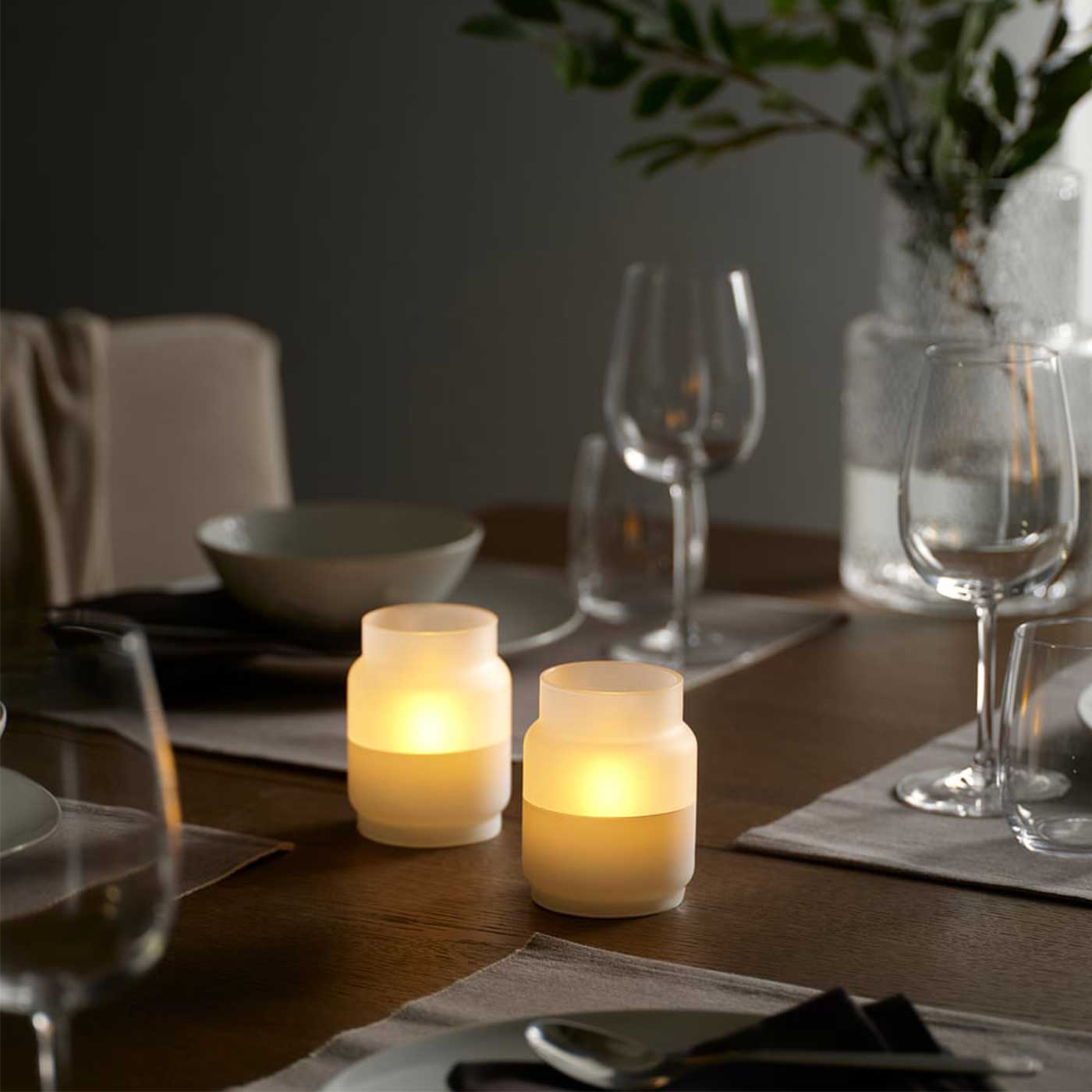چراغ رومیزی ایکیا مدل IKEA HJULMOJA